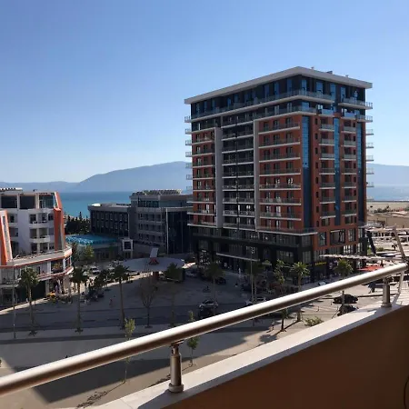 Remzi Apartament アパート Vlorë