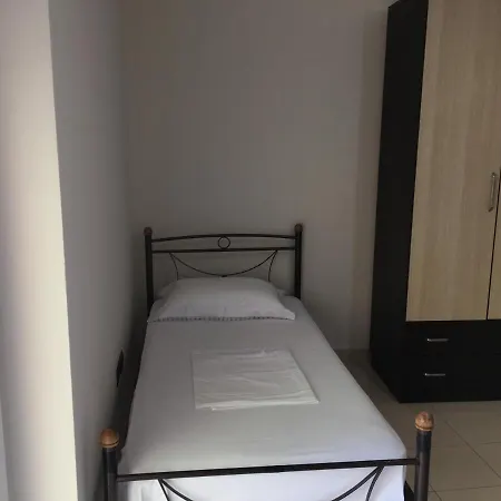 Remzi Apartament アパート *