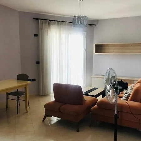 アパート Remzi Apartament Vlorë