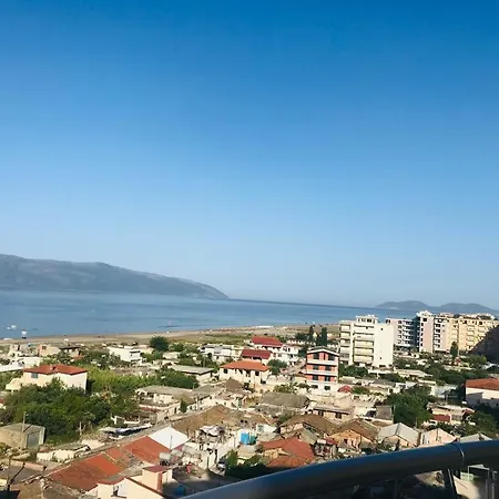 Remzi Apartament Apartment