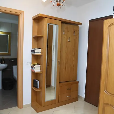 Remzi Apartament * Wlora
