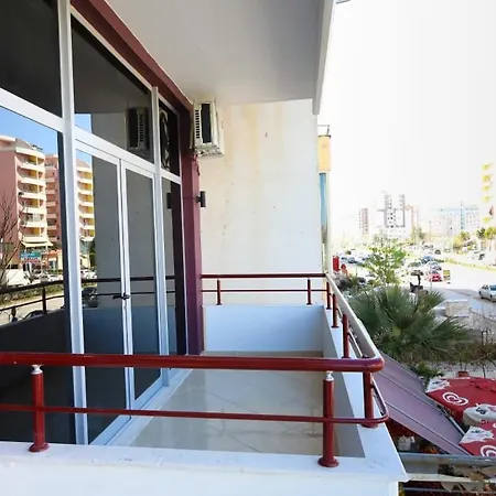 Remzi Apartament Apartment