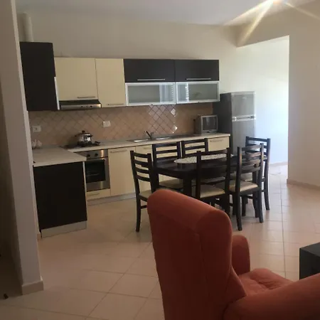 Remzi Apartament * Wlora